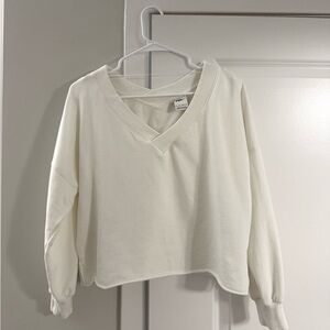 Nike Women's Yoga Luxe V-Neck Crop Sweatshirt